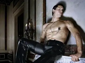 Гламурное садомазо