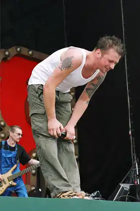 Илья Чёрт (гр. Пилот)