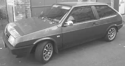 Как вы думайте, что будет если скрестить 8-ку и Ламборджини..?