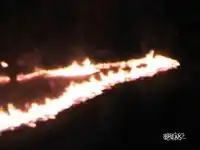 Опасное развлечение, так и лес поджечь можно!