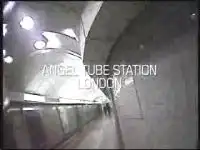 Новый спорт. На лыжах по эскалатору