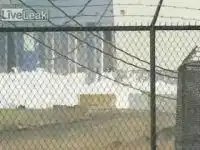 Опа! Мальчик просто нажал на кнопку