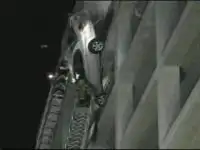 Парковаться надо аккуратнее