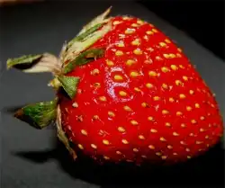 СЛАДКАЯ КЛУБНИЧКА