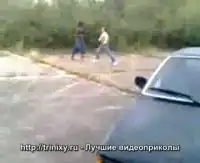 Два бойца выясняют отношения