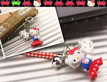 Японские украшения для телефонов