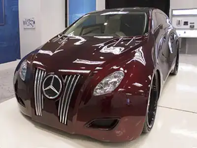 Необычный Mercedes (2 фото)