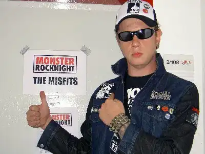 Легендарные московские панки - ТАРАКАНЫ!