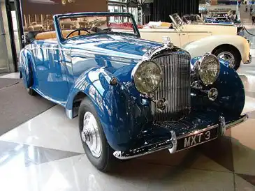 HDR фото старых машин