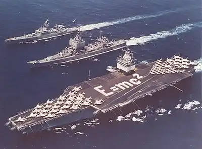 Энтерпрайз - самый мощный авианосец США