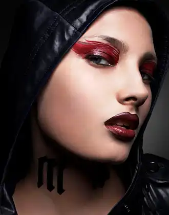 Фото Michael David Adams