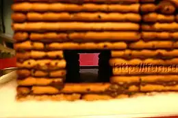 Домик из печенья