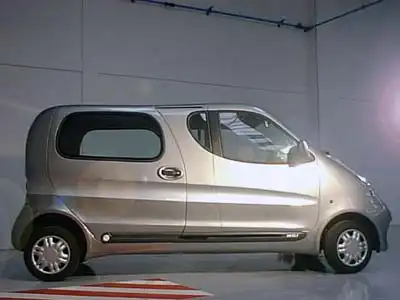 Автомобиль заправят воздухом