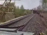 Классно сделано видео. Поезд - американские горки