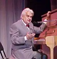 История Умки