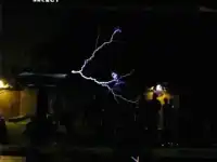 Классно. Музыкальная тесла