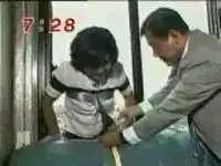 Репортерша упала в прямом эфире