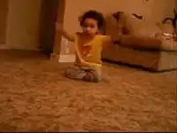 Маленький брейк-денсер