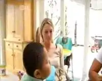 Сын Кэти Прайс и Питера Андре посылает отца