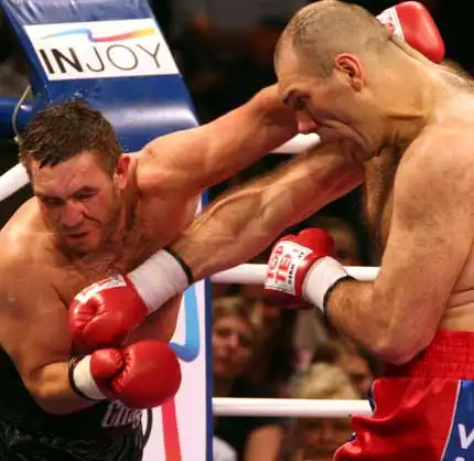 Первое поражение Валуева (13 фото)