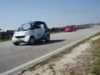 Феррари против смарт кар