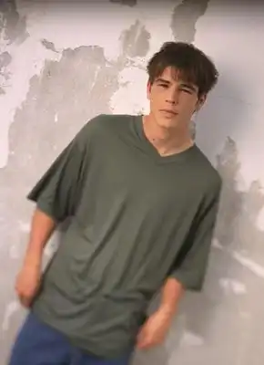 Джош Хартнетт