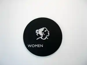 Креативные таблички на туалетах