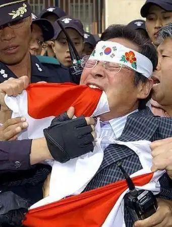 Протесты в Корее