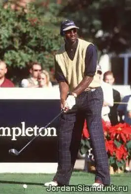 Jordan играет в гольф
