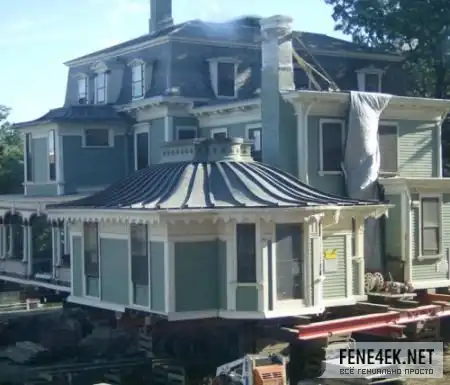 Переезд длинною в 200 метров!