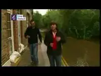 Ущипнул журналистку во время прямого эфира