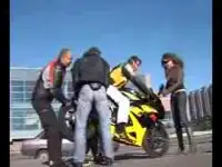 Мото-поцелуй