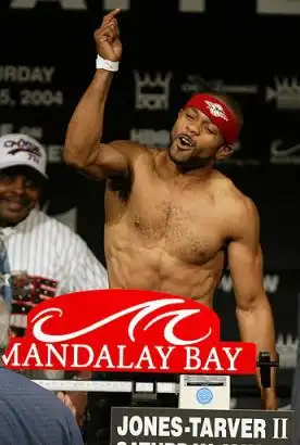 Р. Джонс мл. - А.Тарвер