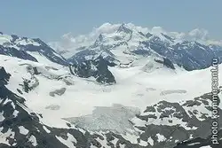 Заблудившийся в горах скалолаз выжил, питаясь таблетками и снегом