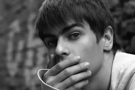 Просто мужчинки