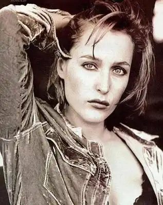 Джиллиан Андерсон