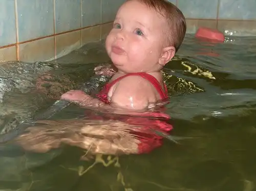 Помывочный день у молодняка