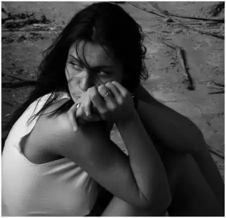 "Ты мне чужой..."