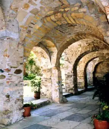 Мистрас [город-призрак]