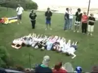 Сальто через одиннадцать человек