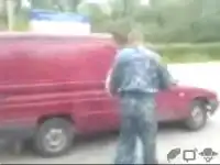 Коленкой в челюсть. Чего мелочиться?