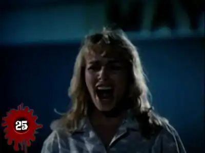 25 сцен из фильмов ужасов.