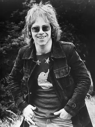 Модные очки 60-х, 70-х годов