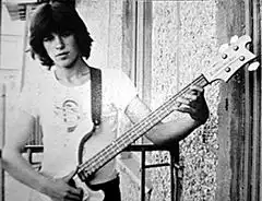 Женя Белоусов [биография]