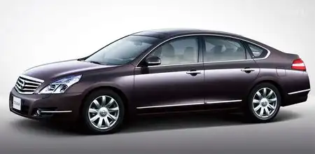Представлен обновленный седан Nissan Teana