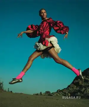 Gisele Bundchen by Mert Alas & Marcus Piggott