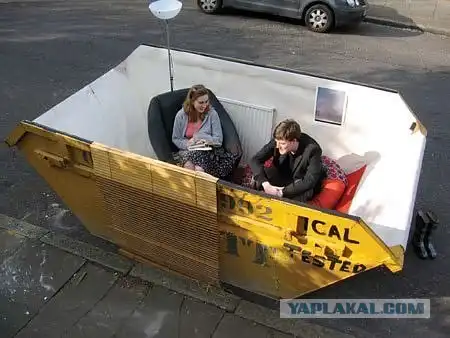 Вторая жизнь мусорного контейнера