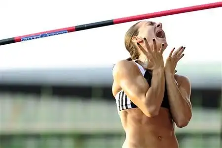 Яркие эмоции Елены Исинбаевой (4 Фото)