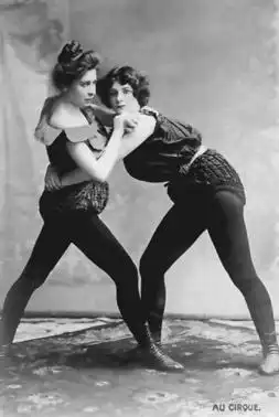 Женщины - атлеты