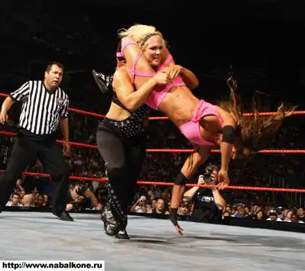 Девушки и рестлинг Просто АщАщееееее)))